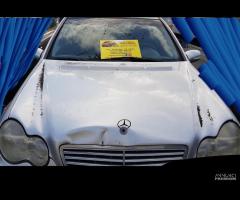 Ricambi vari mercedes classe c 220 sw anno2003