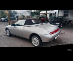 Alfa Romeo Spider Cabrio - 5