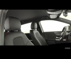 MERCEDES-BENZ Classe B - W247 2018 - B 180 d Sport - 10