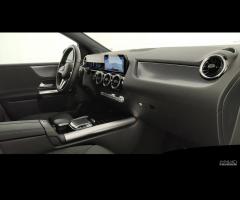 MERCEDES-BENZ Classe B - W247 2018 - B 180 d Sport - 15