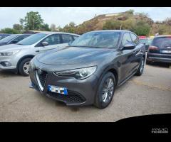 Alfa Romeo Stelvio 2.2 Turbodiesel 160 CV AT8 RWD