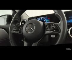 MERCEDES-BENZ B 180 Sport - 7