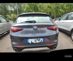 Alfa Romeo Stelvio 2.2 Turbodiesel 160 CV AT8 RWD