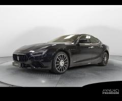 MASERATI Ghibli Benzina MHEV 330cv Gransport