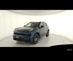 LYNK & CO 01 1.5 td phev