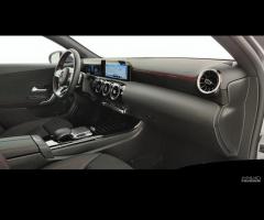 MERCEDES-BENZ Classe A - V177 2018 - A 200 Sport a - 15