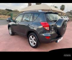 Toyota RAV 4 RAV4 2.2 D-4D 136 CV Luxury