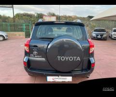 Toyota RAV 4 RAV4 2.2 D-4D 136 CV Luxury