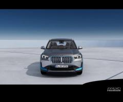 BMW iX1 xDrive30 xLine