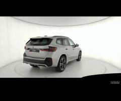 BMW X1 U11 - X1 sdrive18d X-Line Edition Signature