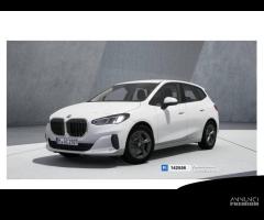 BMW 223 i 48V Active Tourer