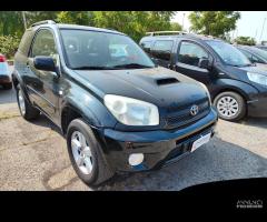 TOYOTA RAV4 2Âª serie - 2005