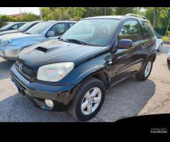 TOYOTA RAV4 2Âª serie - 2005