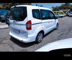 FORD Tourneo Courier - 2016