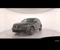 VOLKSWAGEN Tiguan II 2021 - Tiguan 2.0 tdi R-Line