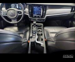 VOLVO V90 D4 Momentum - 9