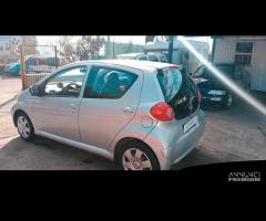 TOYOTA Aygo 1.0 benzina 5 porte neopatentati - 6