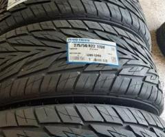 4 gomme nuove 275 50 22 toyo