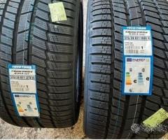 Coppia gomme invernali nuovi 325 30 21 toyo