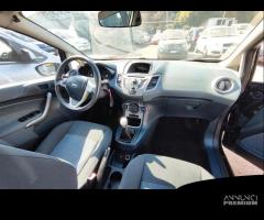 FORD Fiesta GPL VALIDO CASA MADRE 2011