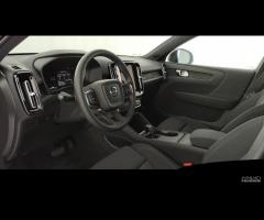 VOLVO XC40 Plus Single Motor Extended Range - 5