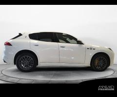 MASERATI Grecale MHEV GT 300cv - 4