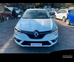 RENAULT Mégane - 2018 - 8