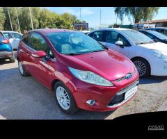 FORD Fiesta 5ª serie - 2010