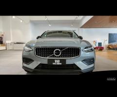 VOLVO N.V60 Cross Country Core B5 AWD AUT