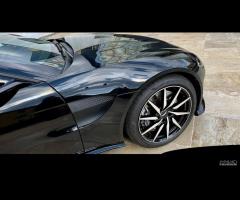 ASTON MARTIN Vantage Coupe 4.0 V8 auto