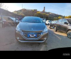 PEUGEOT 208 - 2013 1.4 diesel AUTOMATICA - 8