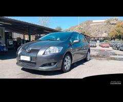 TOYOTA Auris 1.4 diesel automatica