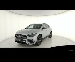 MERCEDES-BENZ GLA 180 d Automatic