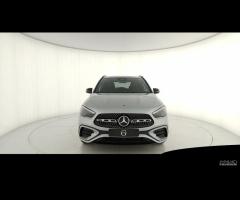 MERCEDES-BENZ GLA 180 d Automatic