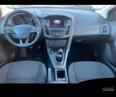 Ford Focus - 10