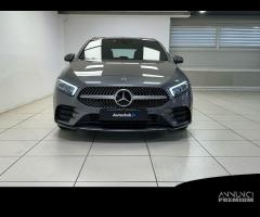 MERCEDES-BENZ A 200 d Premium - 17