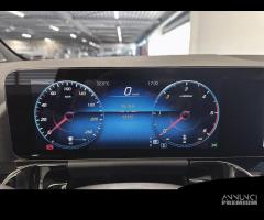 MERCEDES-BENZ GLA 180 d Automatic Premium - 14