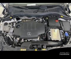 MERCEDES-BENZ GLA 180 d Automatic Premium - 15