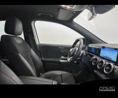 MERCEDES-BENZ GLA 180 d Automatic Premium - 23