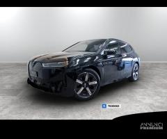 BMW iX xDrive50 Pacchetto Sportivo