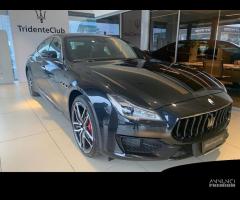 MASERATI Quattroporte V6 430 CV AWD Modena