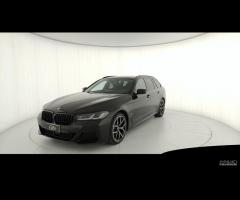 BMW Serie 5 G31 2020 Touring LCI - 520d Touring mh