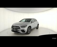 MERCEDES-BENZ GLA 180 d Automatic