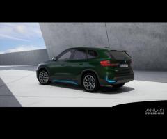 BMW iX1 xDrive30 xLine