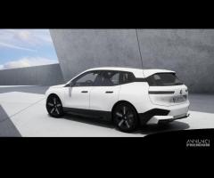 BMW iX xDrive40 Pacchetto Sportivo - 2