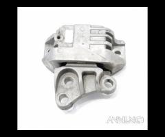 SUPPORTO CAMBIO JEEP Compass Serie 68253040AA 552