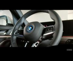 BMW iX2 xDrive30