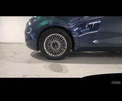 FIAT 500e 42 kWh Icon +