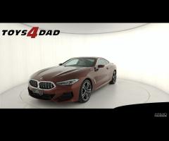 BMW Serie 8 G15 LCI 2022 Coupe - 840i Coupe xdrive