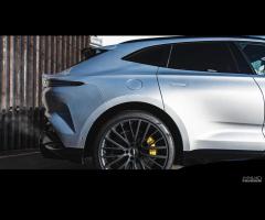 ASTON MARTIN DBX707 4.0 auto